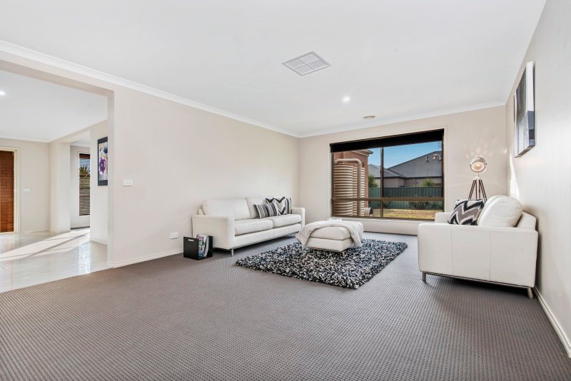 66 McIvor Forest Drive JUNORTOUN 6