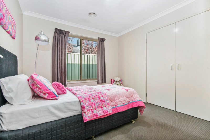 66 McIvor Forest Drive JUNORTOUN 8