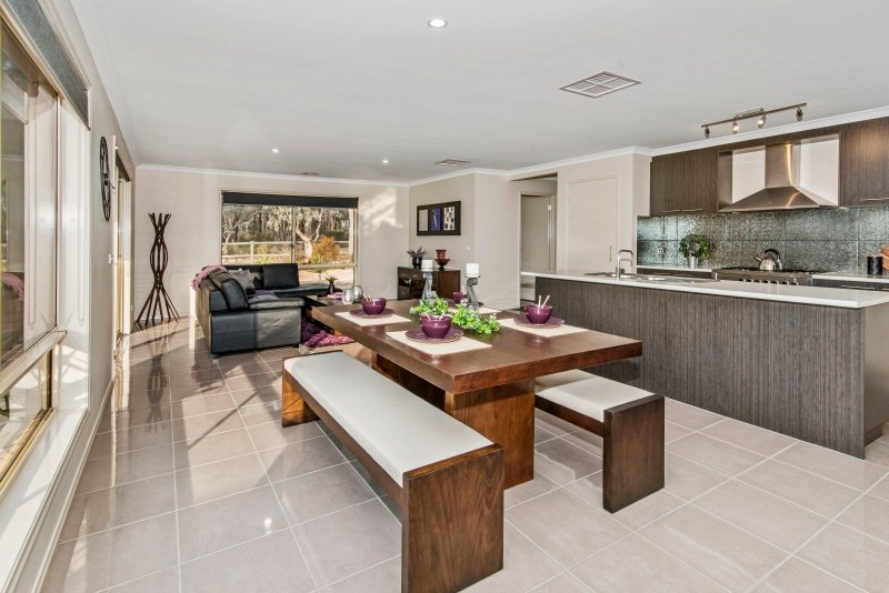 66 McIvor Forest Drive JUNORTOUN 12