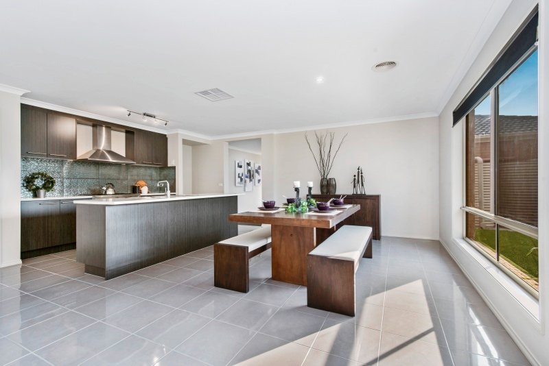 66 McIvor Forest Drive JUNORTOUN 13