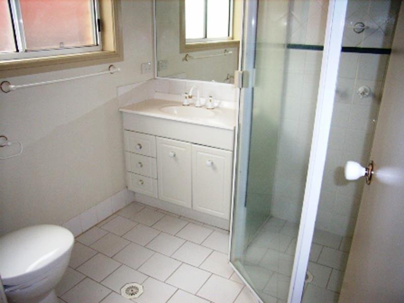 66 McKeown Street ESTELLA 3