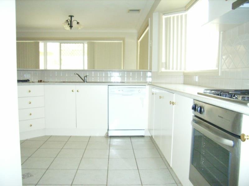 66 McKeown Street ESTELLA 5