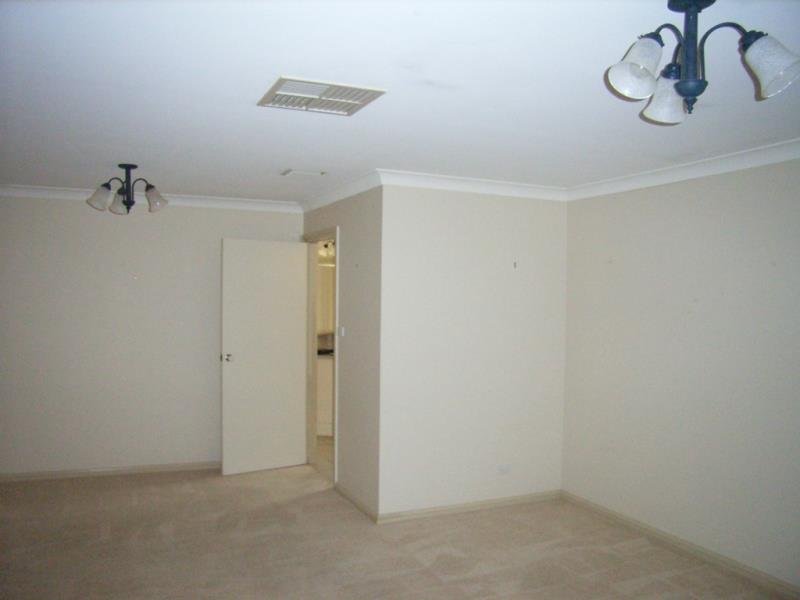 66 McKeown Street ESTELLA 7