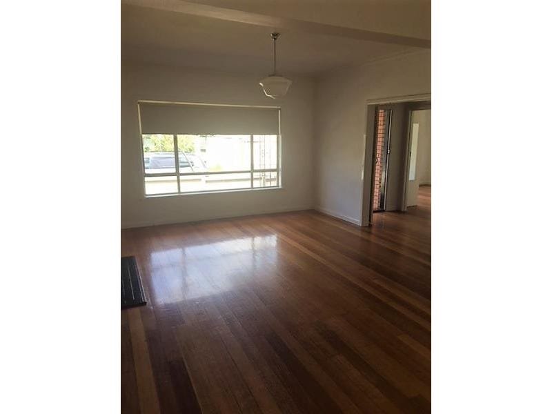 Gallery: 66 Newcastle Street