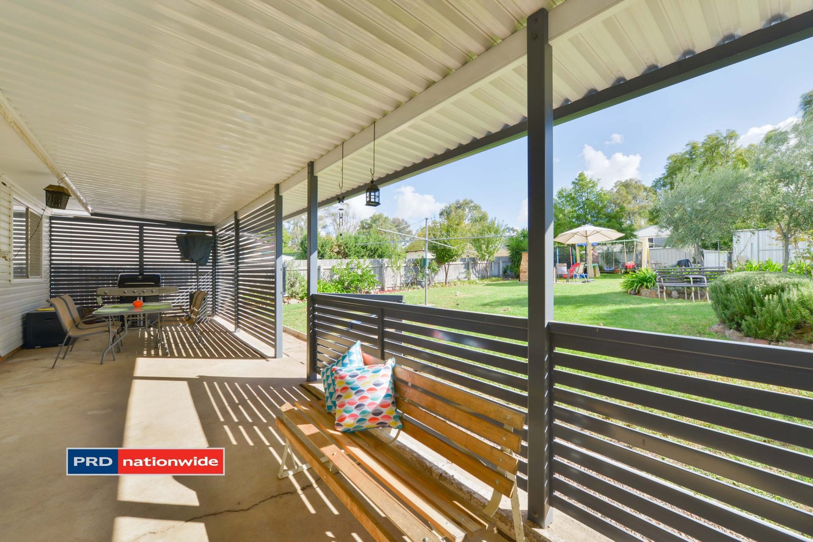 66 Oak Street TAMWORTH 3