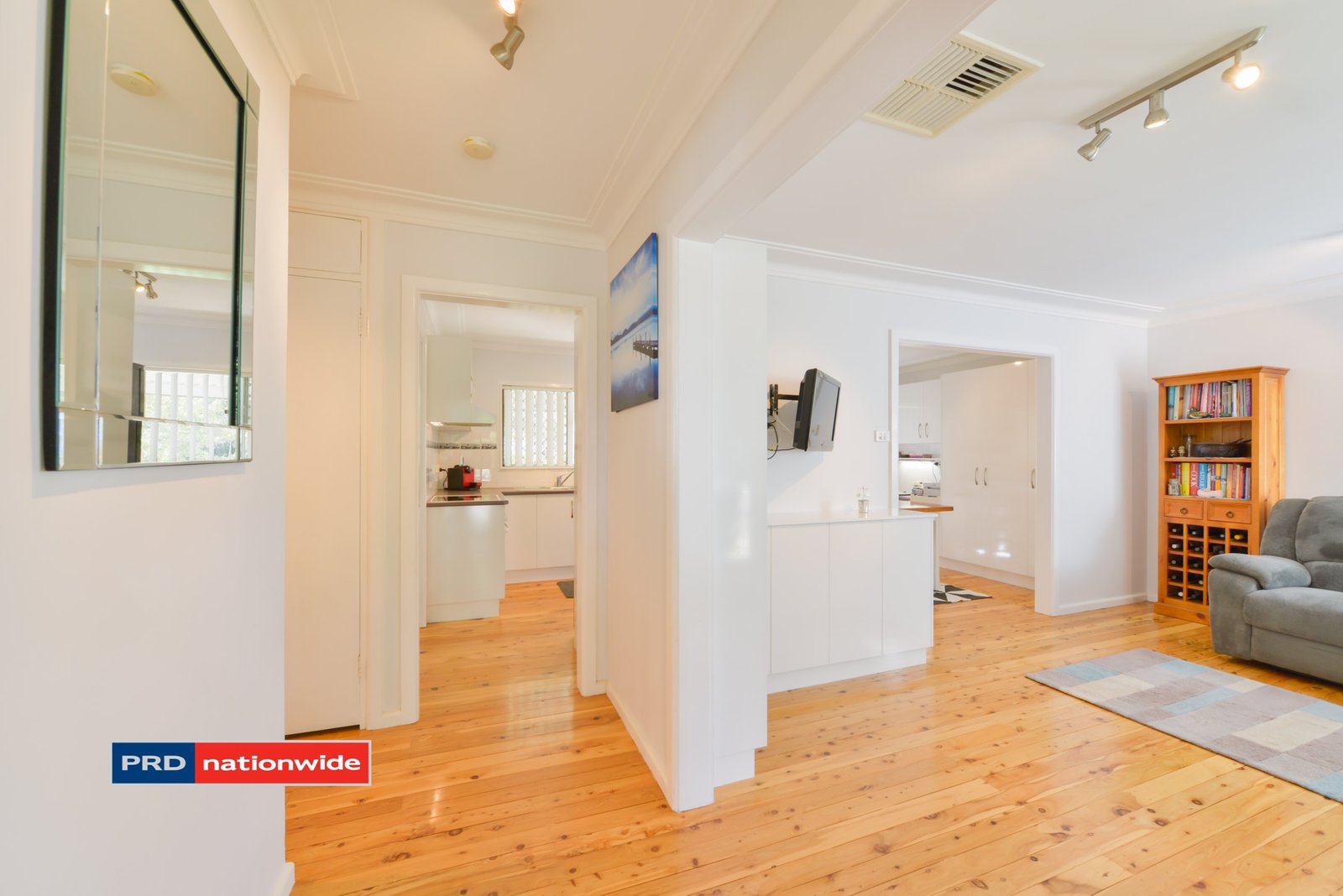 66 Oak Street TAMWORTH 5
