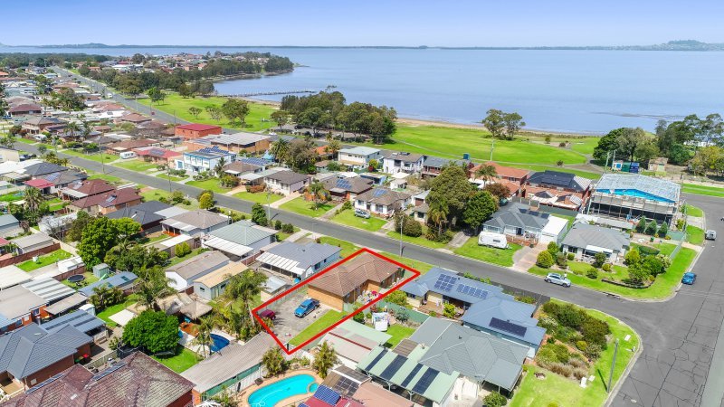 66 Palmer Avenue KANAHOOKA 1