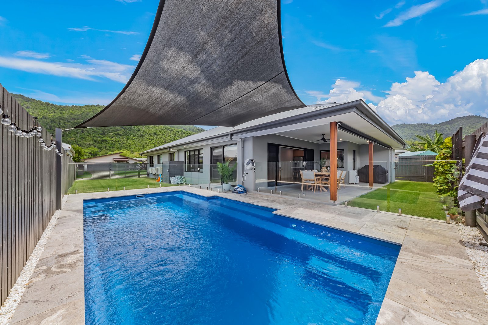 66 Parker Road CANNONVALE 1