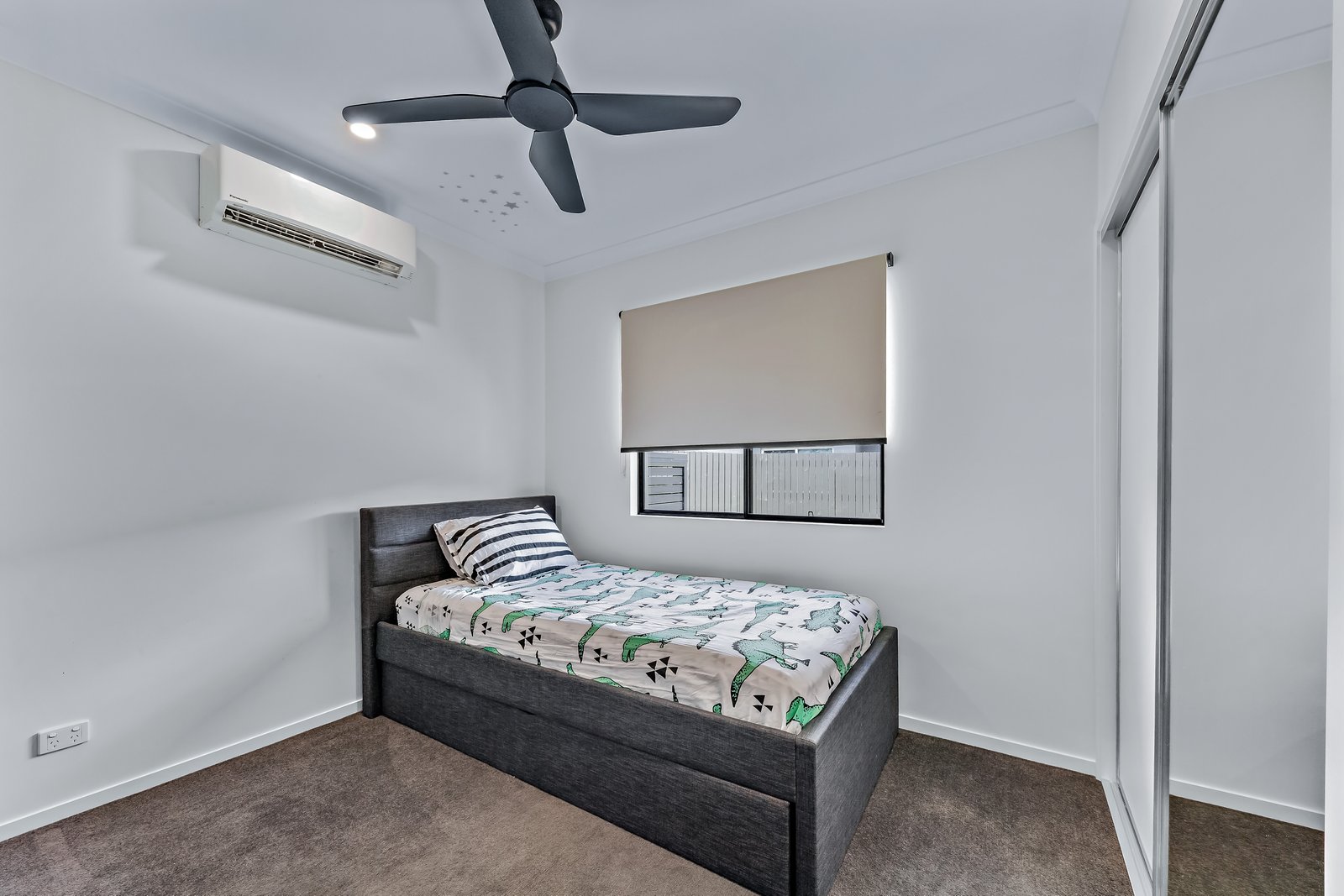 66 Parker Road CANNONVALE 9