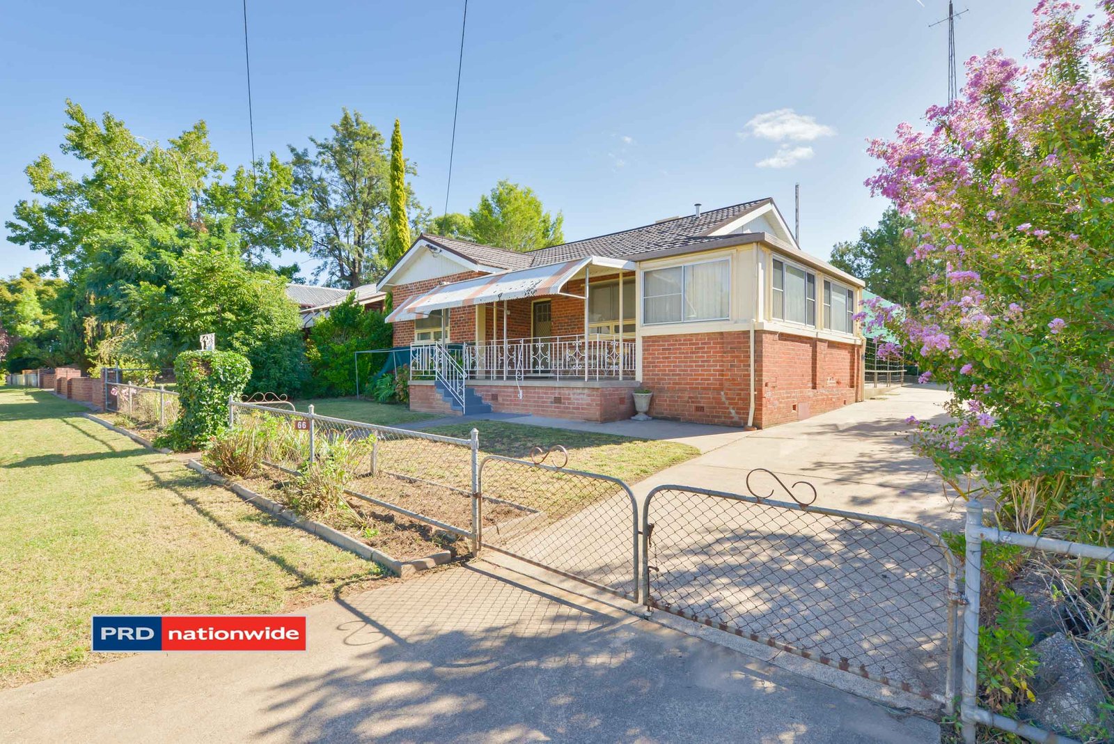 66 Rawson Avenue EAST TAMWORTH 1