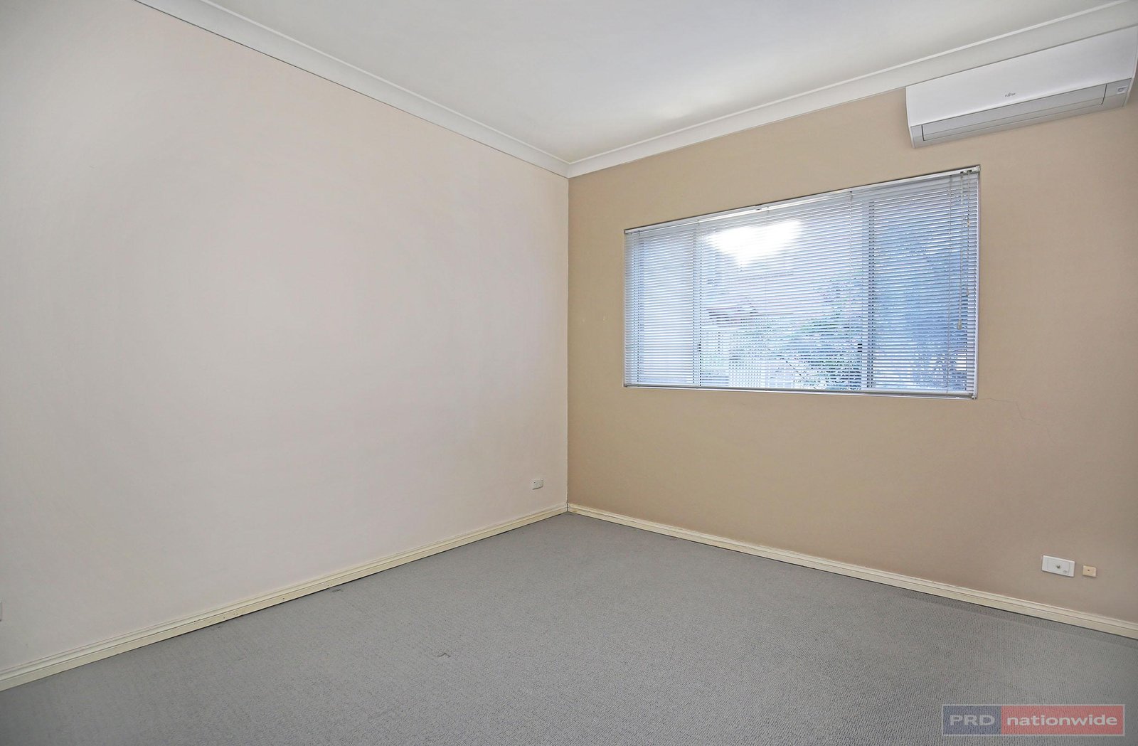 66 Reynolds Avenue BANKSTOWN 4