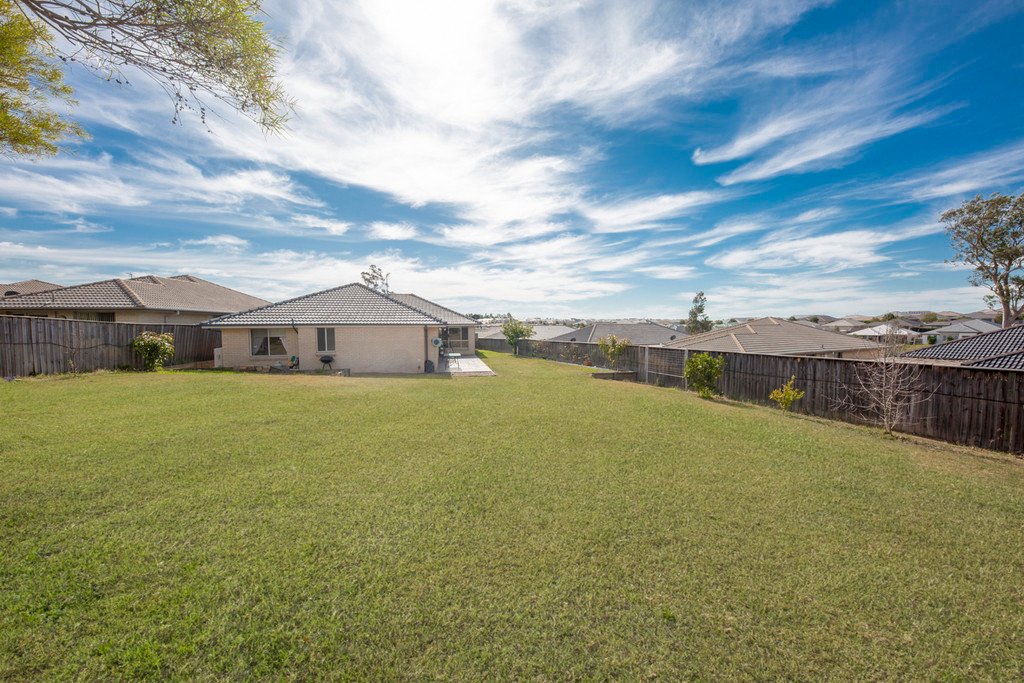 66 River Oak Avenue GILLIESTON HEIGHTS 19