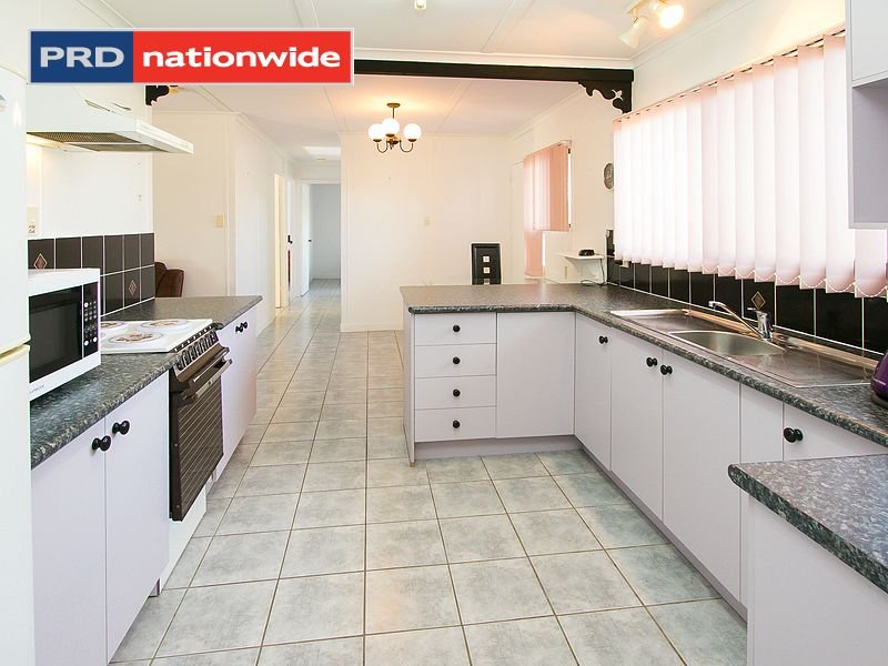 66 Robert Street TORQUAY 8