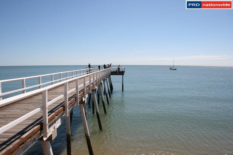 66 Robert Street TORQUAY 22