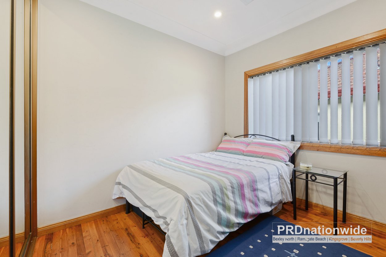 66 Rosebank Avenue KINGSGROVE 10