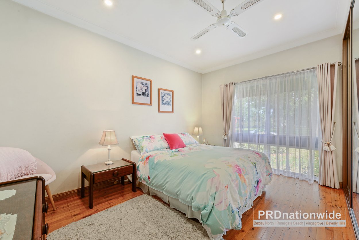 66 Rosebank Avenue KINGSGROVE 11