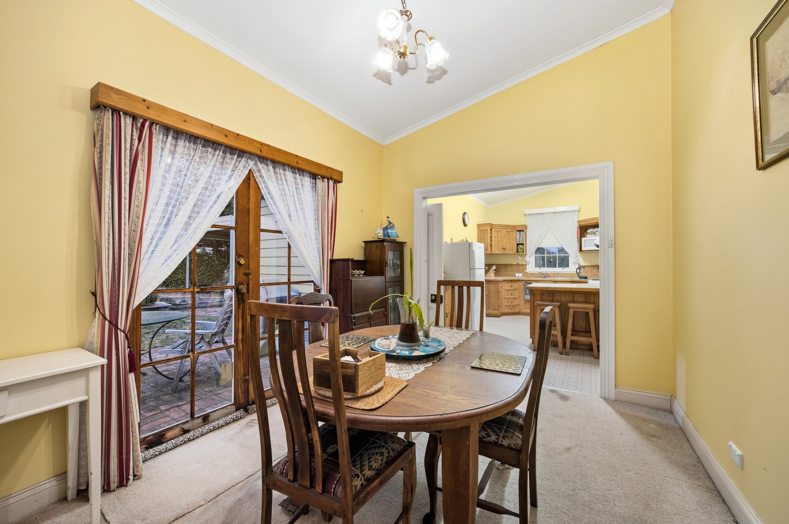 Gallery: 66 Rowe Street