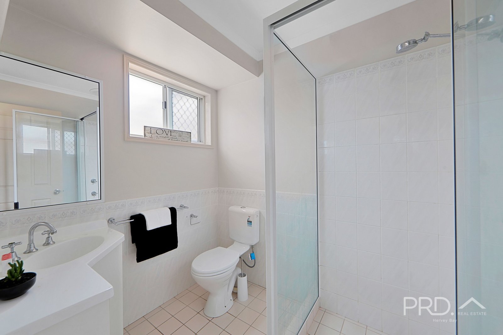 66 Snapper Street KAWUNGAN 18