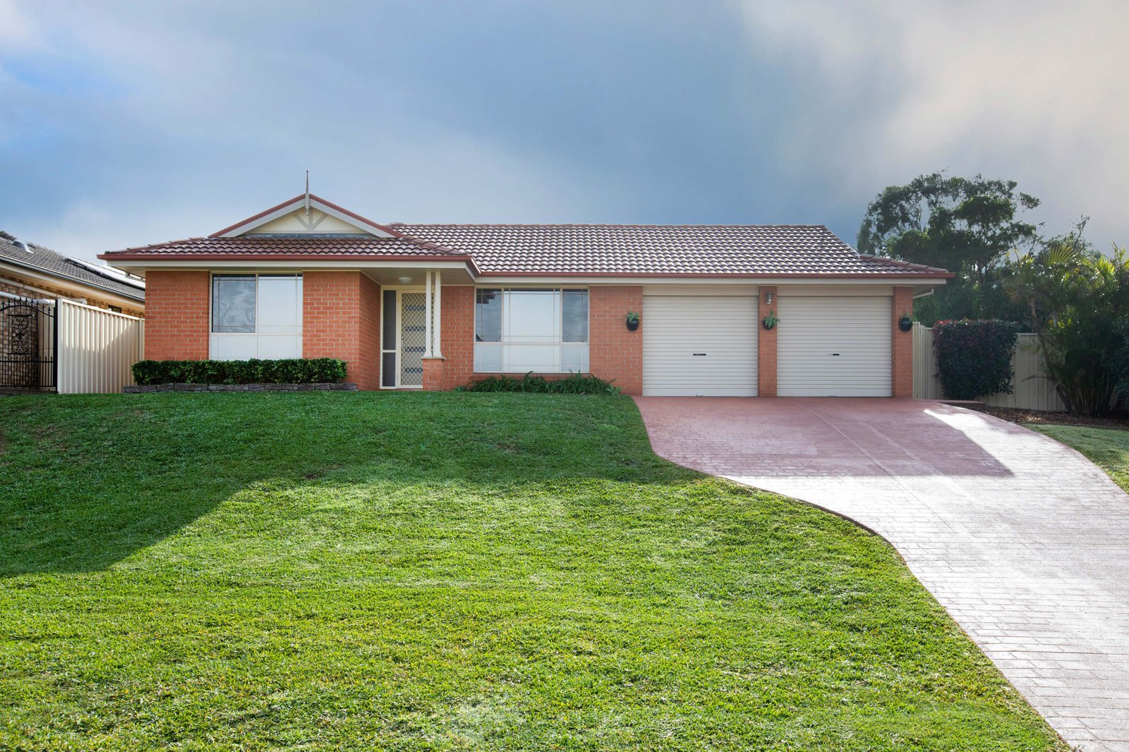 66 Somerset Drive THORNTON 1