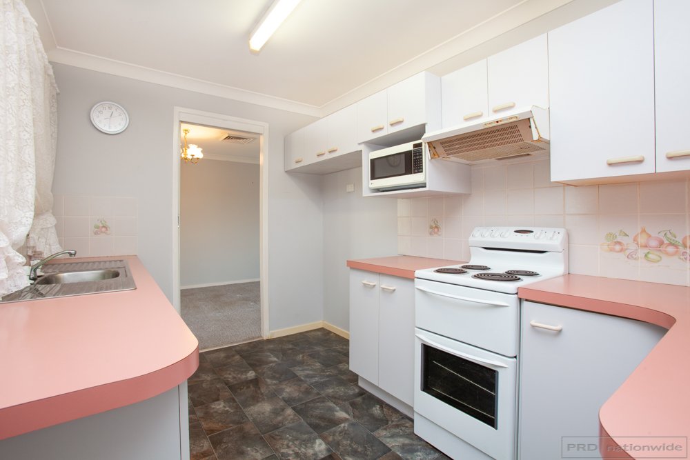 66 Standen Drive BRANXTON 13