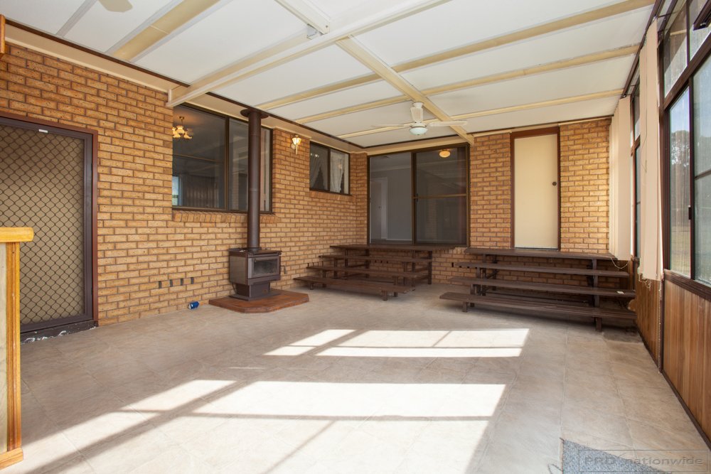 66 Standen Drive BRANXTON 17