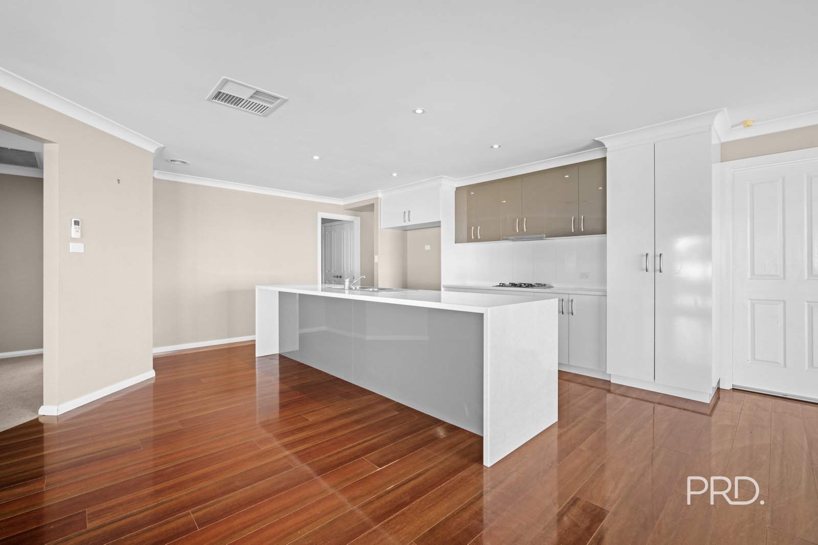 66 Strickland Drive BOOROOMA 16