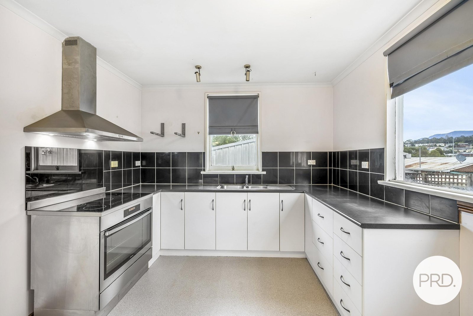 66 Sycamore Road RISDON VALE 8