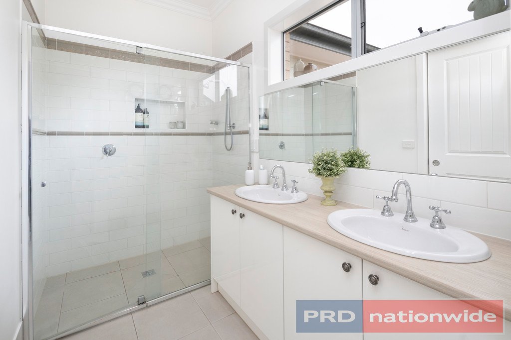 66 Urquhart Street GORDON 7
