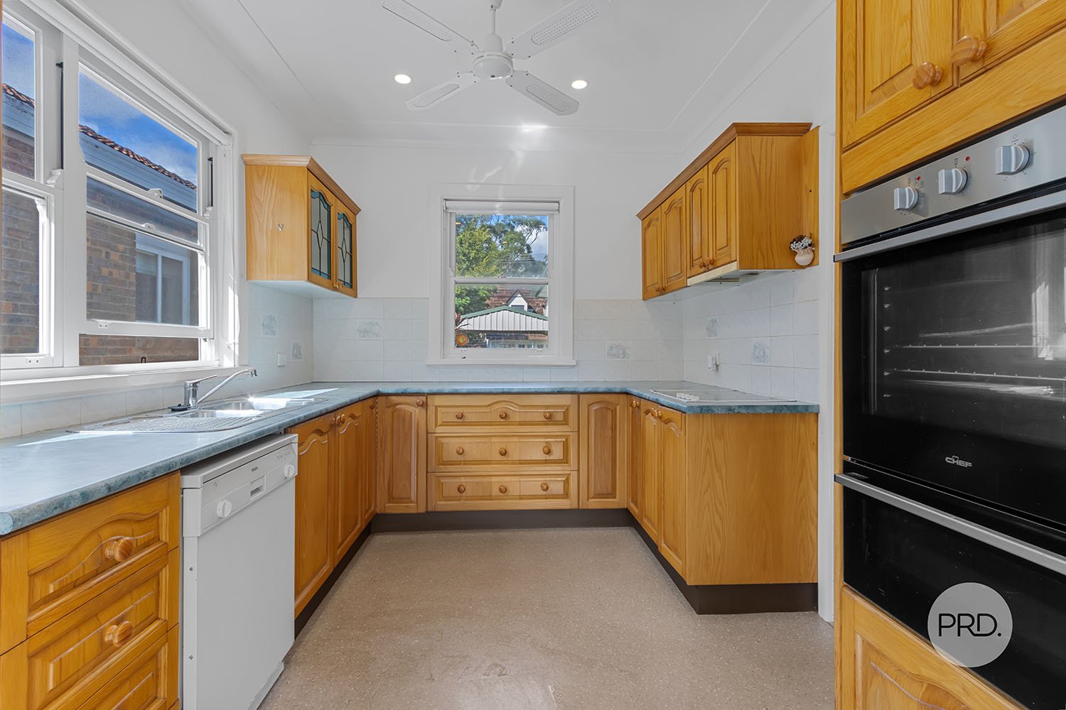 66 Valentia Ave  LUGARNO 4