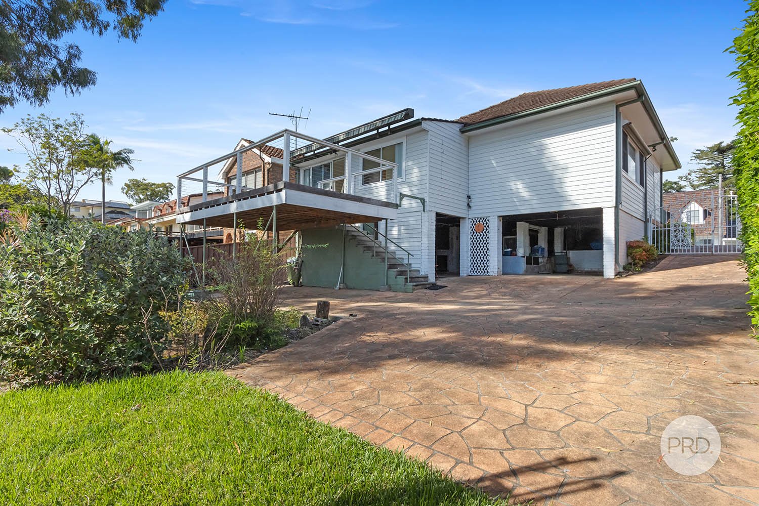 66 Valentia Ave  LUGARNO 5