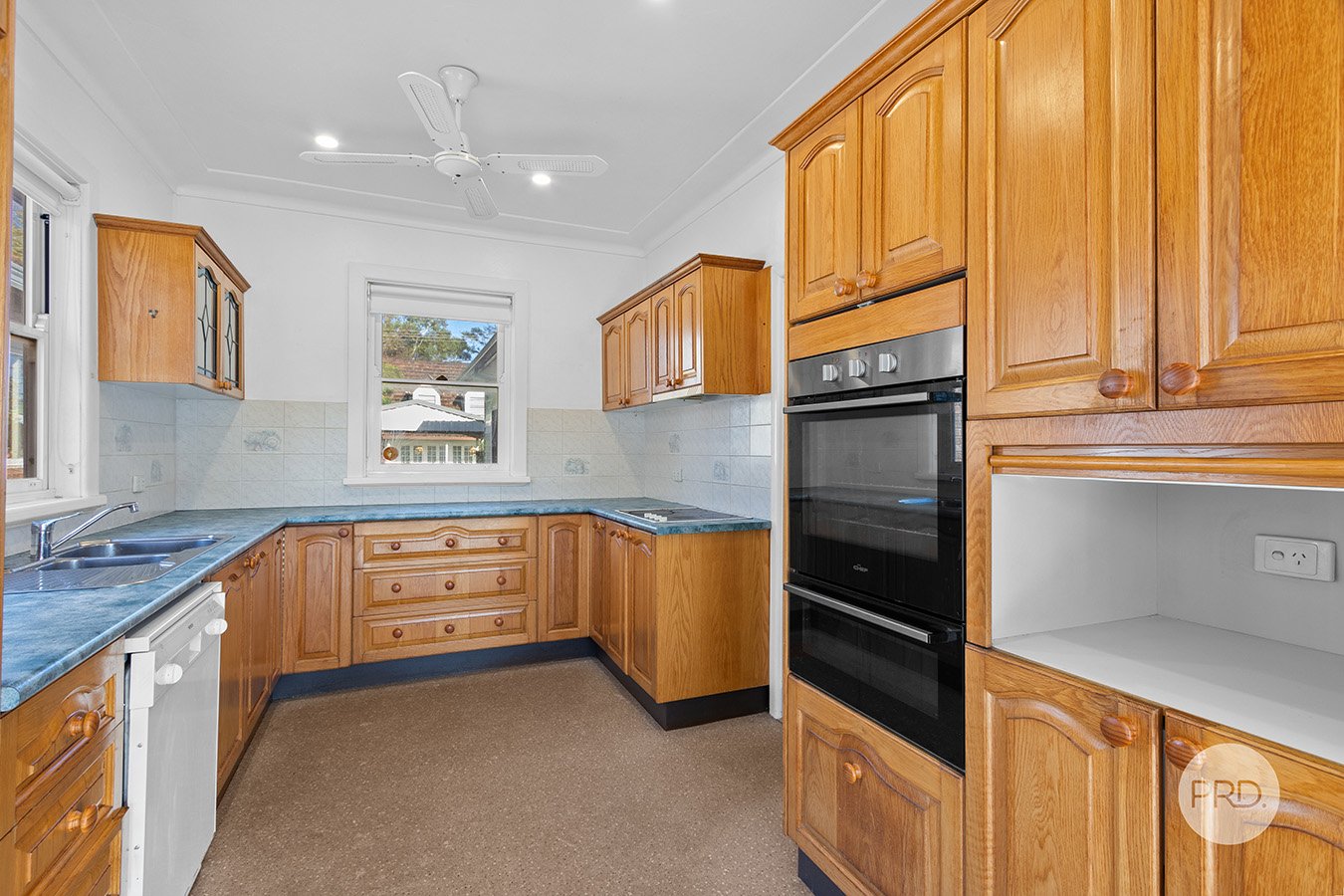 66 Valentia Avenue LUGARNO 6