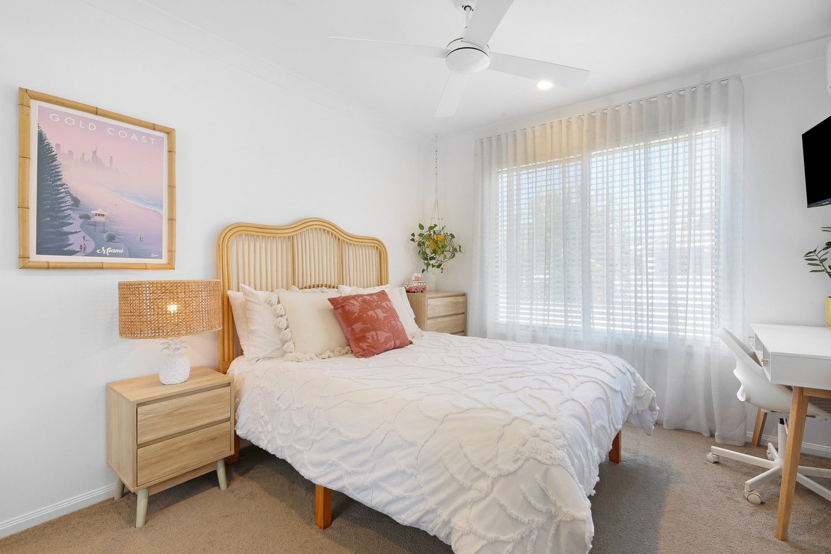 66 Venice Street Burleigh Waters 19