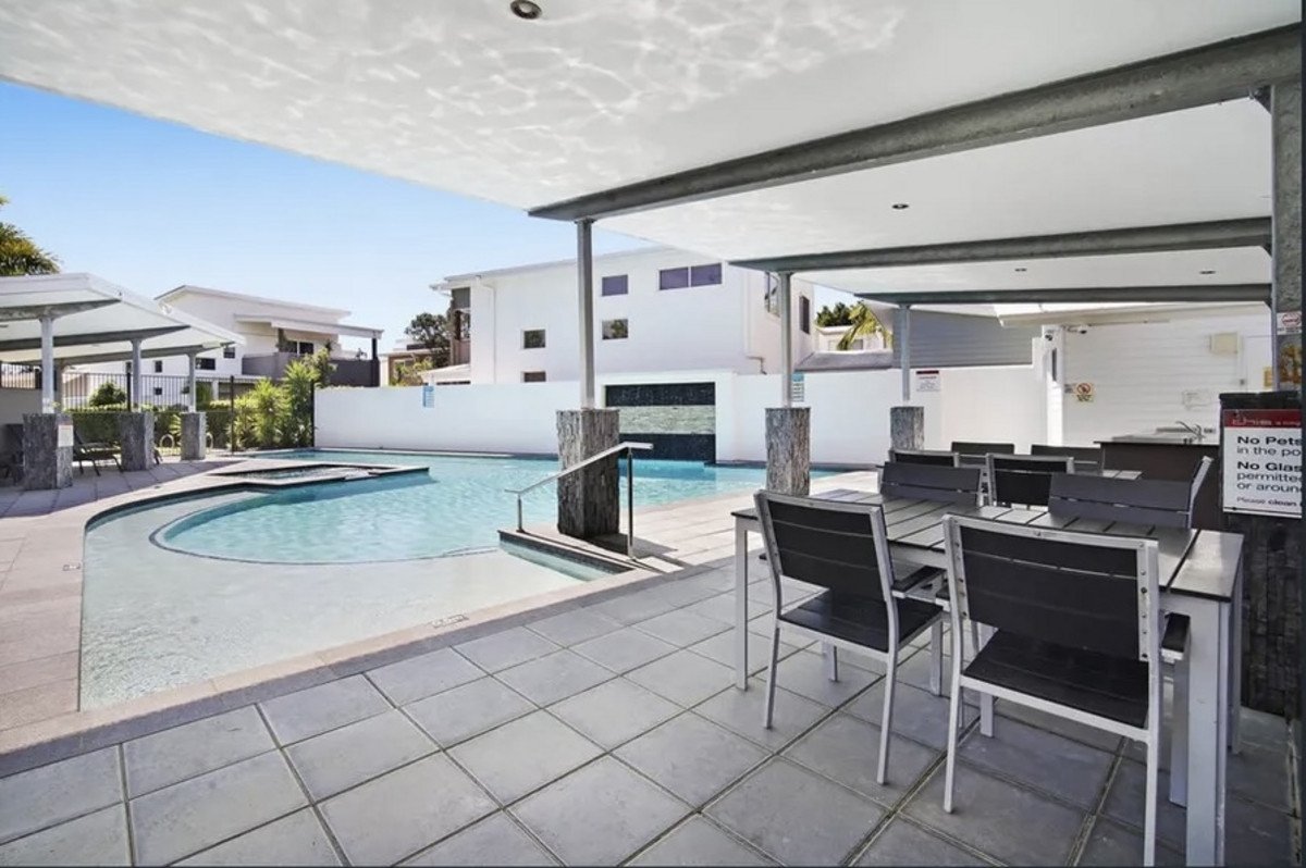 66 Venice Street Burleigh Waters 28