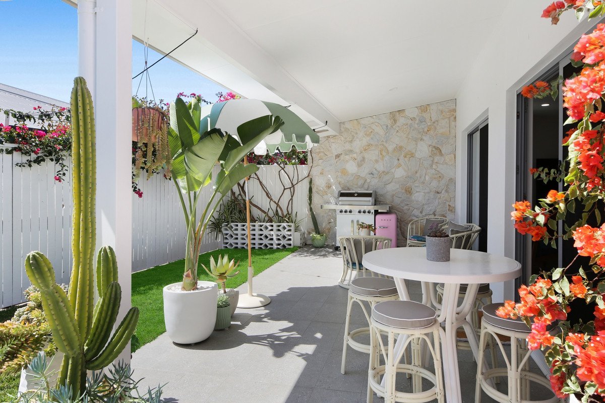 66 Venice Street Burleigh Waters 1