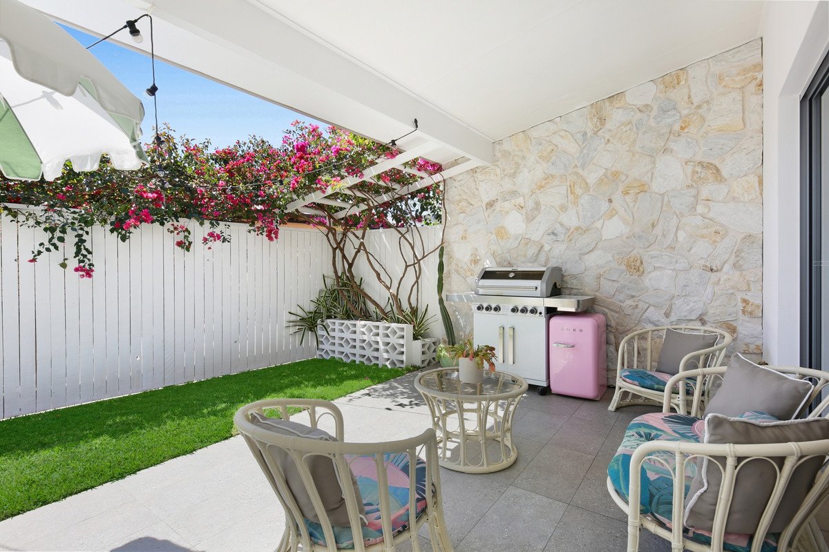 66 Venice Street Burleigh Waters 11