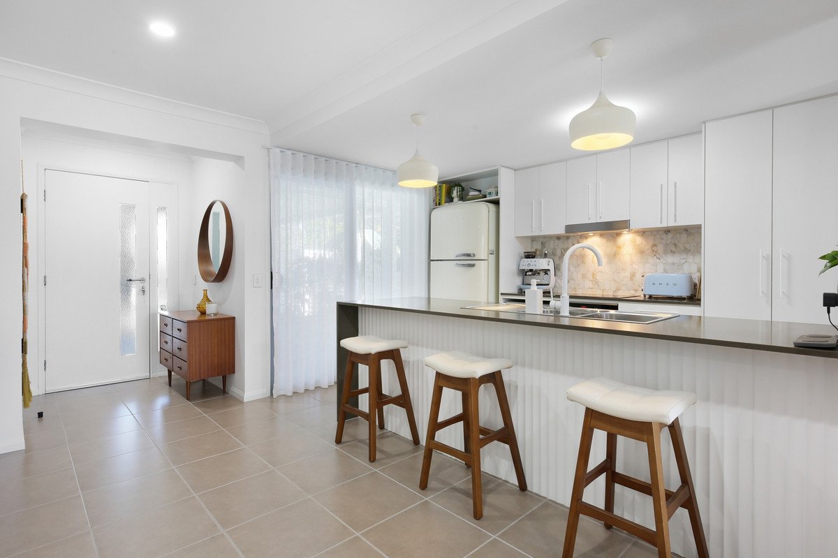 66 Venice Street Burleigh Waters 13