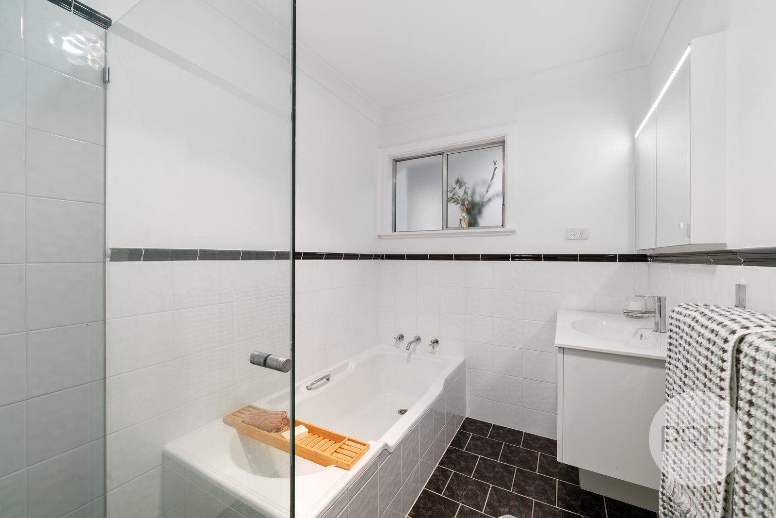 66 Warrawong Street KOORINGAL 12