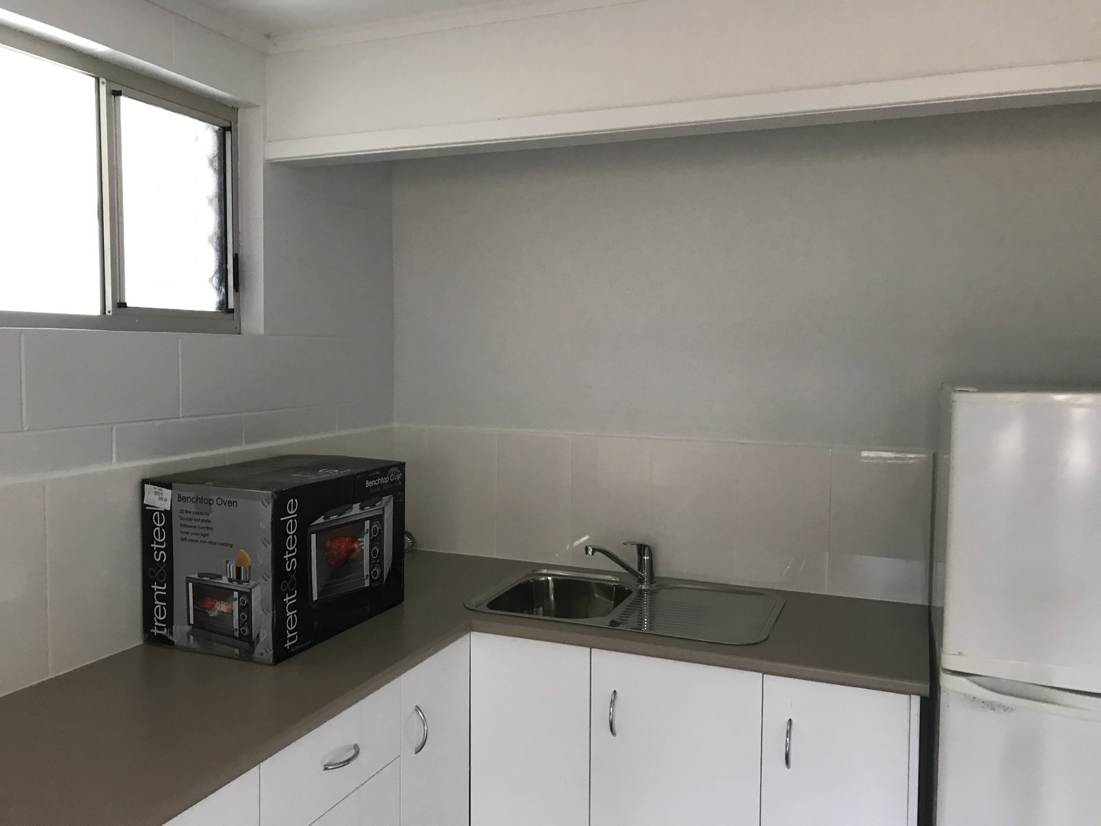 6/6 Waterson Way AIRLIE BEACH 4