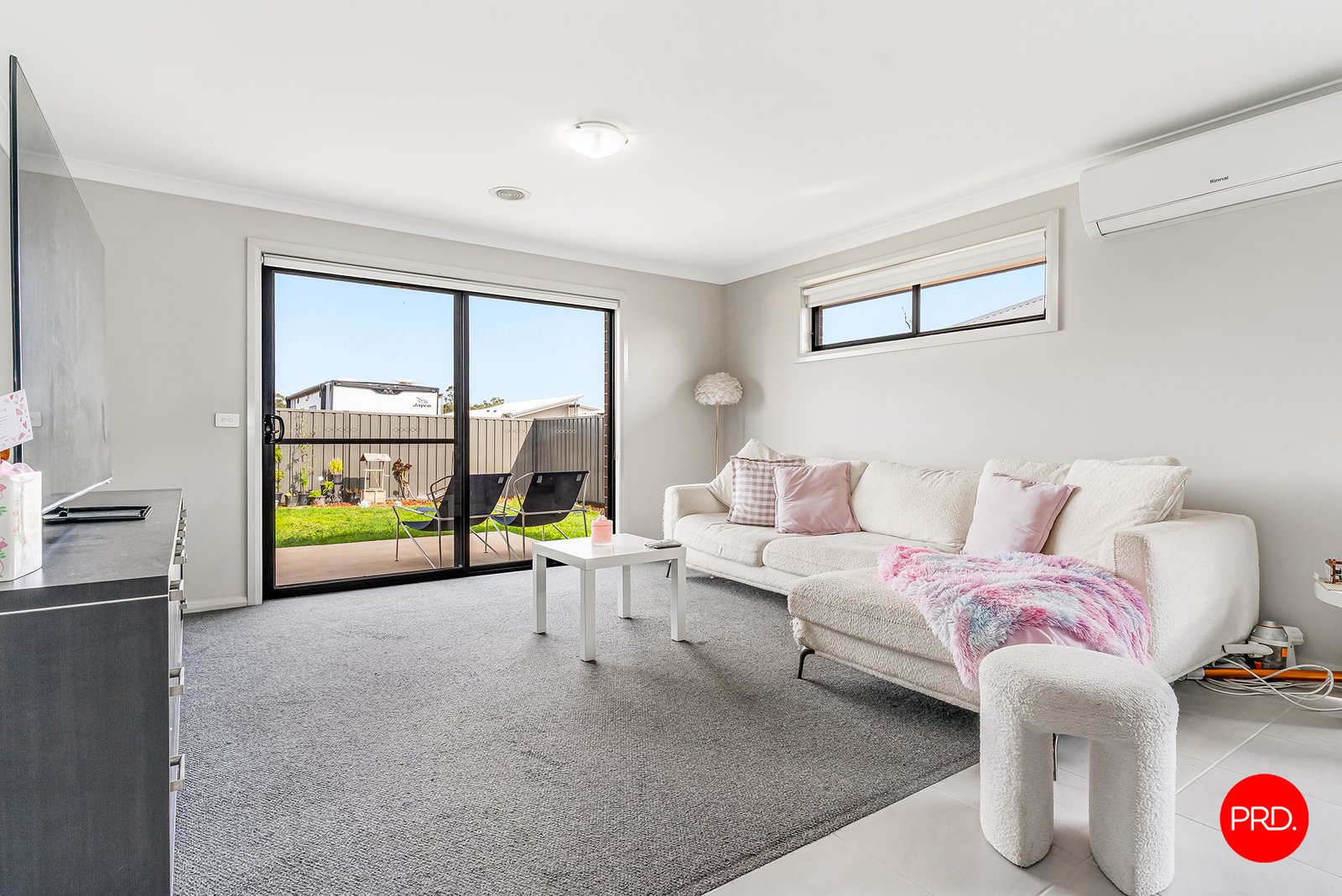 66 Whirrakee Parade HUNTLY 6