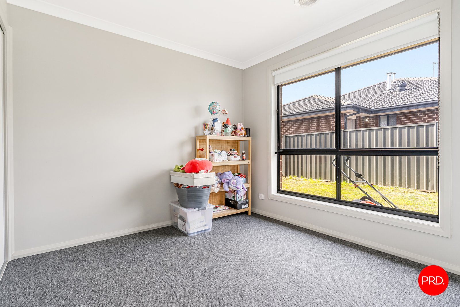66 Whirrakee Parade HUNTLY 8