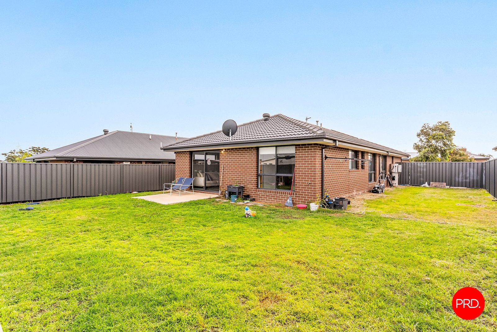 66 Whirrakee Parade HUNTLY 13