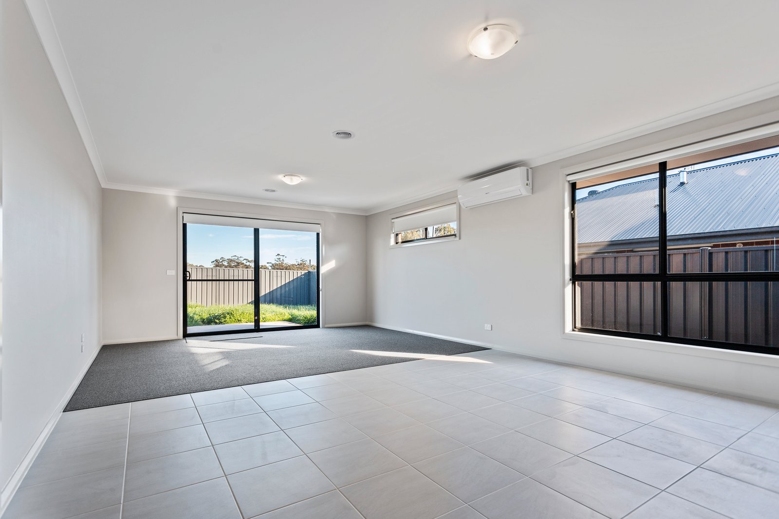 66 Whirrakee Parade HUNTLY 5