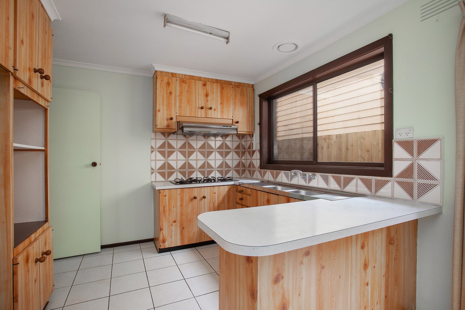 Gallery: 66 Williamstown Road