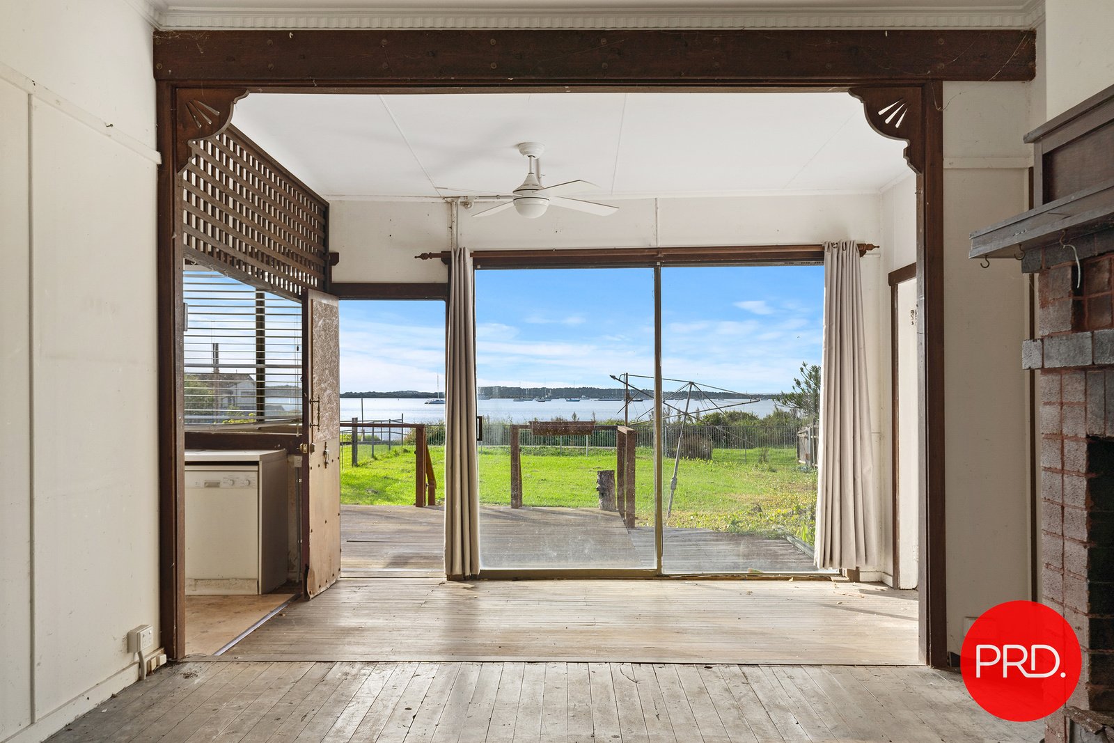 66 Woodlands Road TAREN POINT 3