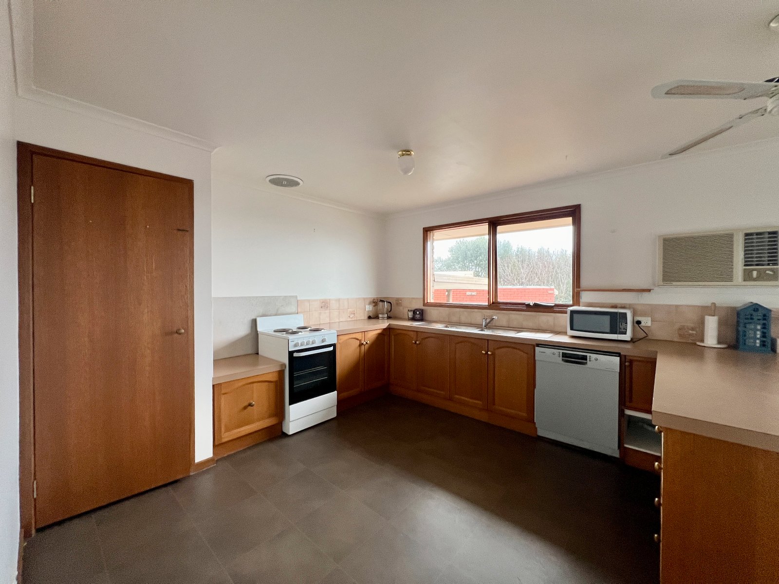 Gallery: 66 Yarramundi Drive