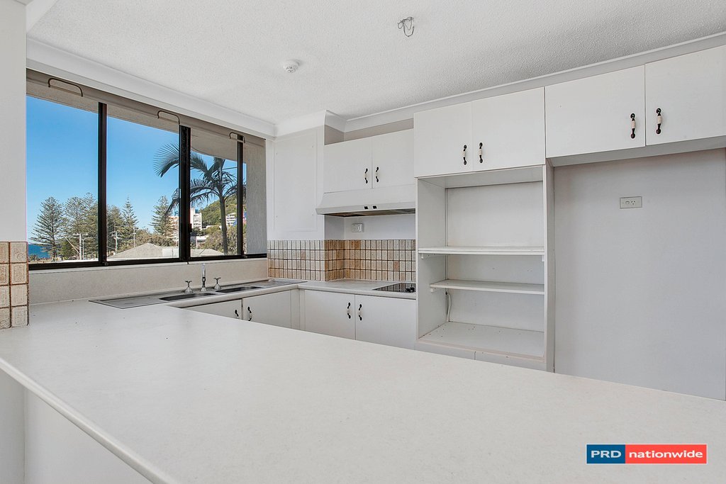 6/60 Goodwin Terrace BURLEIGH HEADS 1