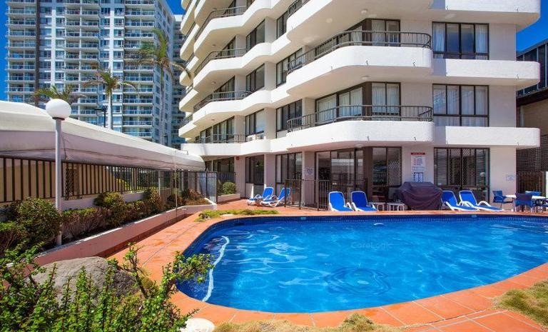 6/60 Goodwin Terrace BURLEIGH HEADS 9