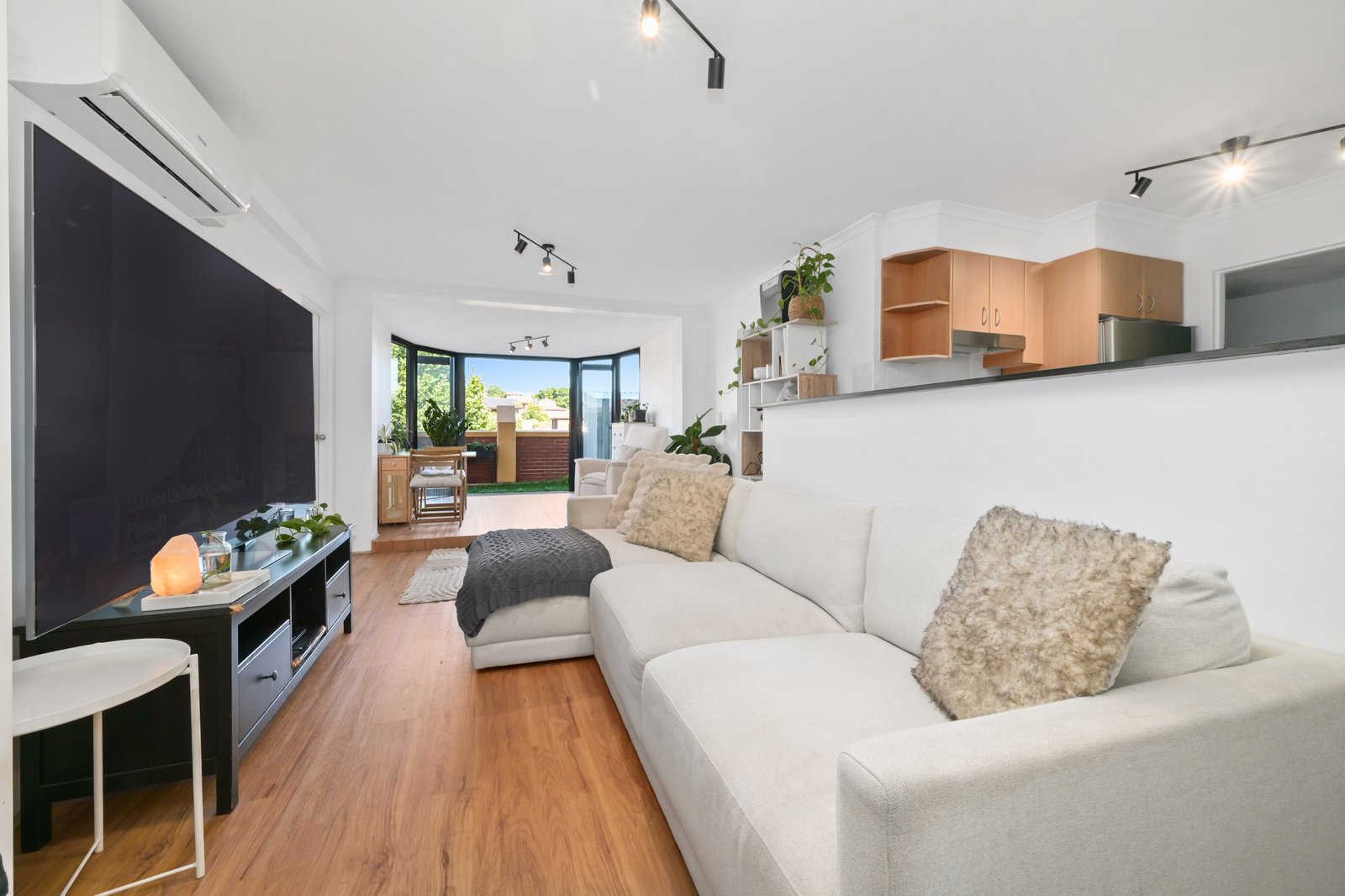 6/60 Harbourne Road KINGSFORD 4