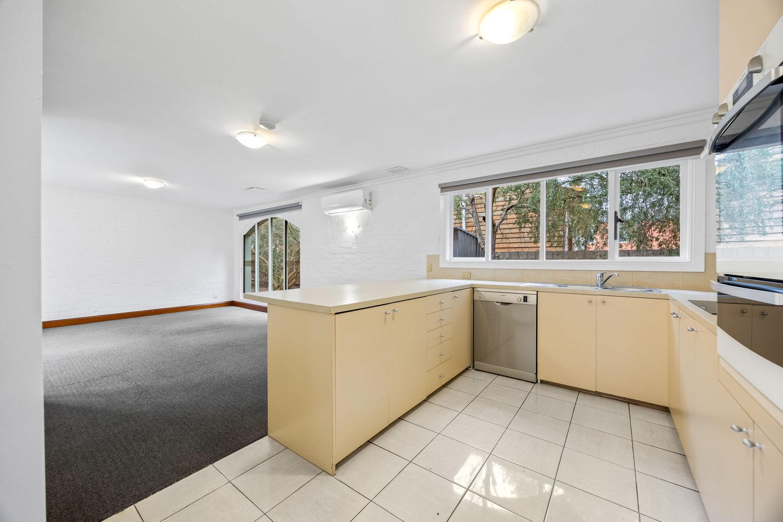 Gallery: 6/603 Main Road