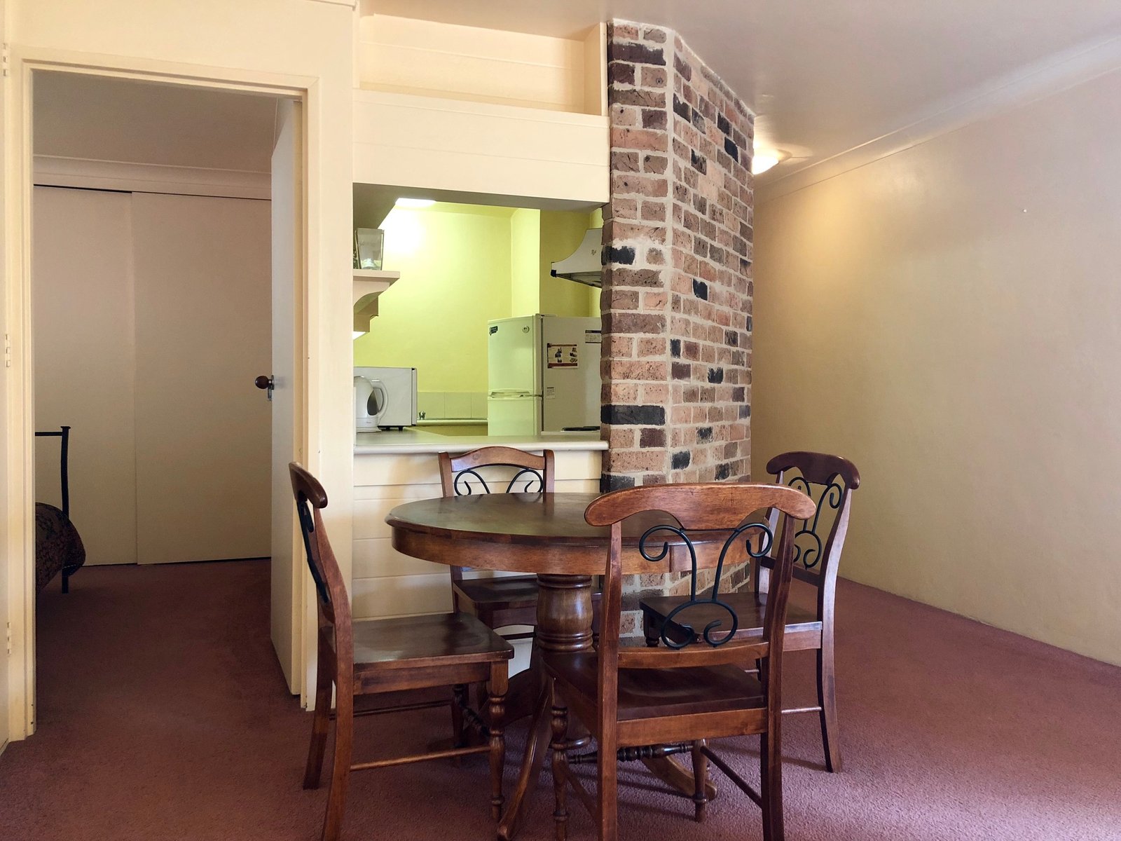 6/611 Kiewa Street ALBURY 5